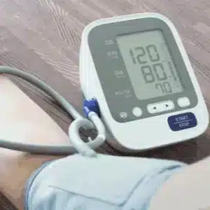 taghred1 عيادة صحتك د.تغريد محمد رضا جافور استشارى الامراض الباطنية